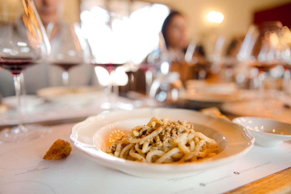 Paris vs. Rome – Who Really Serves the Best Pasta Dishes?